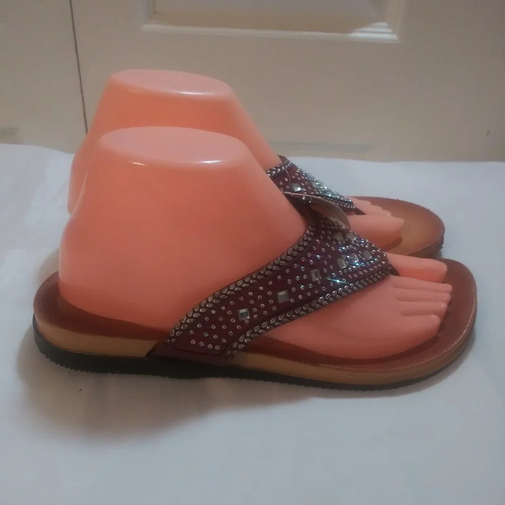 Stylish Women's Sandals with Rhinestone Accents - Picture 3 of 7